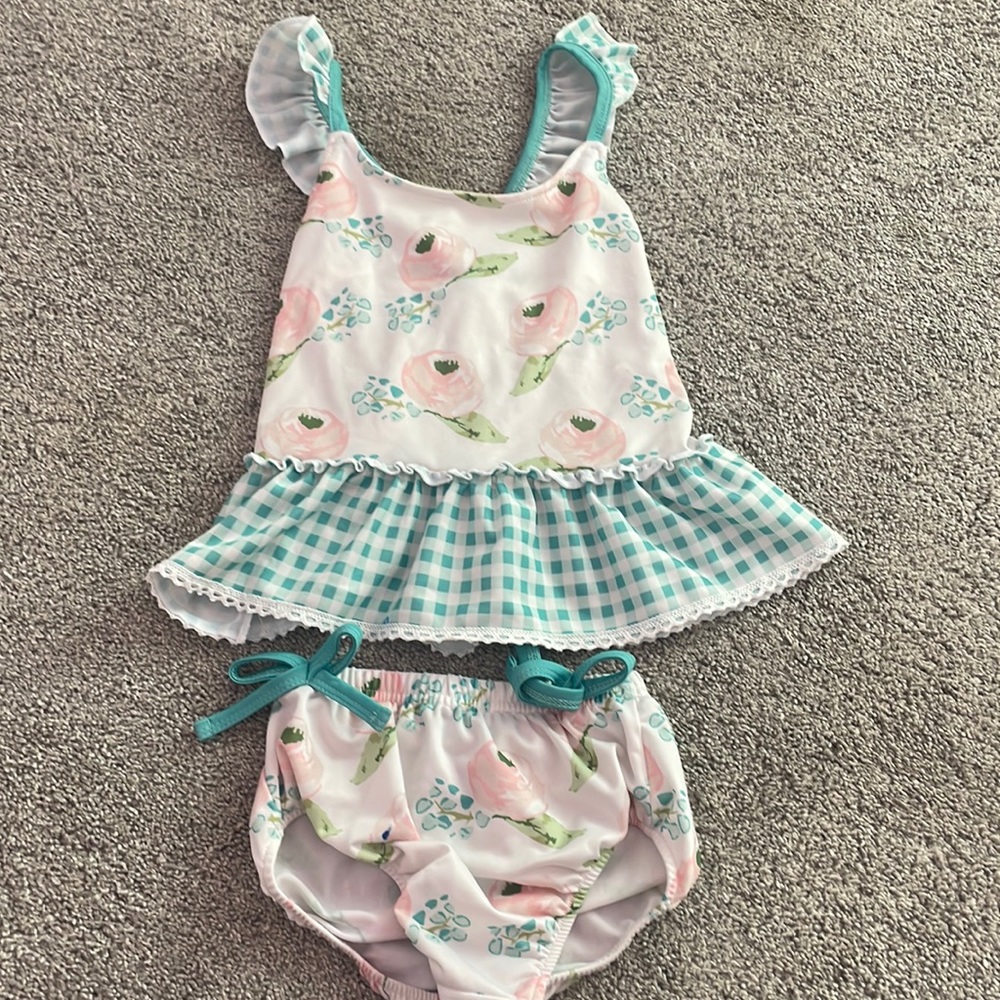 Adorable Sweet Honey inspired floral and ruffle tankini girls size 6/7